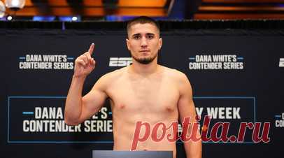 Уайт — о Сусуркаеве: этот парень сделал мой день. Глава UFC Дана Уайт оценил победу российского бойца Байсангура Сусуркаева на Претендентской серии. Читать далее