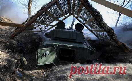 Зеленский сообщил о дефиците военной техники и сложной ситуации у ВСУ. ВСУ потребуется помощь в снаряжении накануне зимы, признал Зеленский. Он также отверг сведения о готовности Украины отказаться от претензий на утраченные территории взамен на гарантии от США и прекращение огня