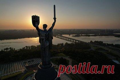 США заверили Киев в помощи в случае остановки работы правительства. У США останутся финансы для Украины даже в случае остановки работы правительства, однако Вашингтон обеспокоен собственными запасами и боеспособностью. В продолжении помощи Киеву при шатдауне заверила директор Административно-бюджетного управления Белого дома Шаланда Янг.