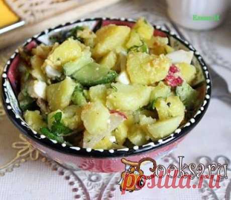 Картофельный салат с жареным луком и свежими овощами фото рецепт приготовления