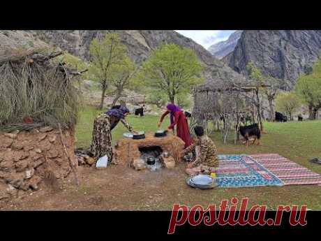 Nomads Making Lunch : Nomads of Iran