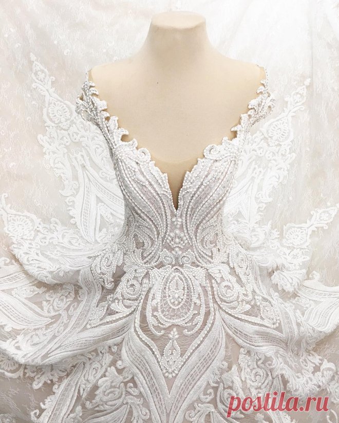 maktumangJesu #maktumang #couture #bride #wedding #gown #hautecouture #fashion #design
