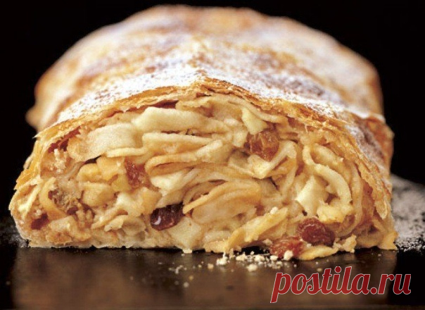 Рулет с яблоком и изюмом
на 100грамм - 170.33 ккал Б/Ж/У - 4.94/6.6/22.76

Ингредиенты:
Для теста:
Мука цельнозерновая (либо молотая овсянка) 150 г
Соль, уксус 9% (1 ст. л.)

Для начинки:
Яблоки 1-2 небольших
Грецкие орехи 40 г
Изюм 35 г
1 ч. л. оливкового масла
Стевия по вкусу
Лимонный сок 1 ст. л.
Корица 1-2 ч. л.
Мускатный орех на кончике ножа
Яйцо для смазывания

Приготовление:
Сначала готовим тесто: смешать муку и соль, добавить уксус и немного воды. Замесить мягкое э...