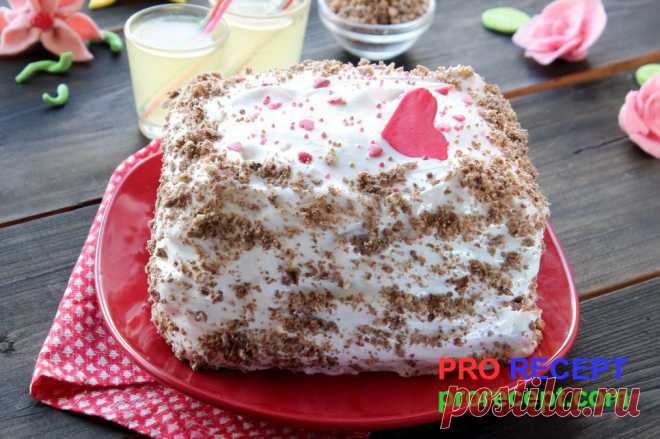 Торт из бисквита на лимонаде - пошаговый рецепт с фото | PRO RECEPT
бисквит на лимонаде;
сахар — 120 г;
яйца (белки) — 2 шт.;
вода — 40 мл;
соль — 2 г.