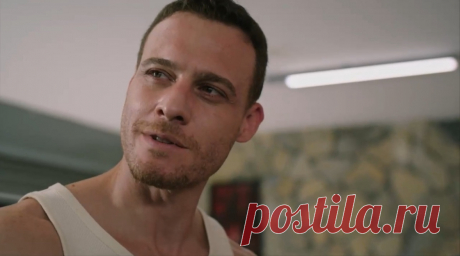 Керем Бюрсин