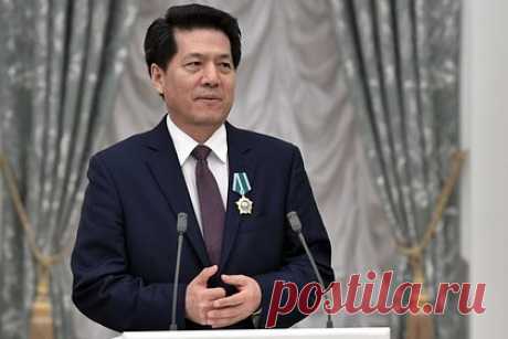 Стало известно о подготовке визита спецпредставителя КНР в Москву. Спецпредставитель КНР по Евразии Ли Хуэй может посетить Москву на следующей неделе. О подготовке его визита рассказал журналистам информированный источник. 17 мая китайский дипломат приехал с визитом на Украину. Он провел встречу с президентом республики Владимиром Зеленским.