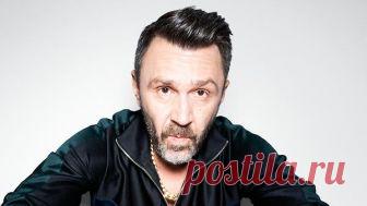 Сергей Шнуров в стихах отреагировал на смерть Евгения Осина Музыкант опубликовал произведение в Сети. Евгений ОсинСергей Шнуров в последнее время часто реагирует на громкие новости — радостные или наоборот, печальные — в стихах. Не обошел вниманием он и трагическое известие о смерти Евгения Осина...