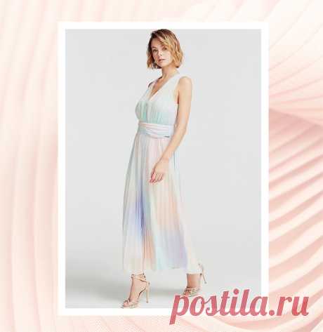 Wishlist: 35 невероятно красивых плиссированных платьев