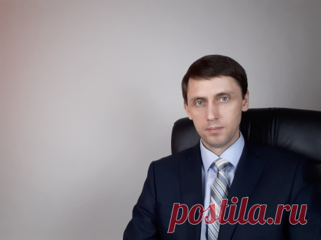 Снять запрет въезда в РФ, в судебном порядке.