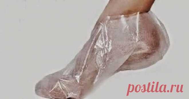 Ей 57 лет, но ее ноги как у 20-летней девушки. И она делает только это Здоровые и красивые ножки!