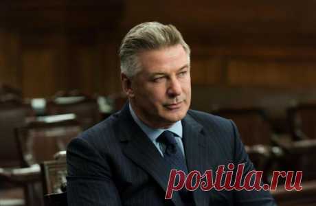 Новый иск против Алека Болдуина: в чем обвиняют знаменитого актера