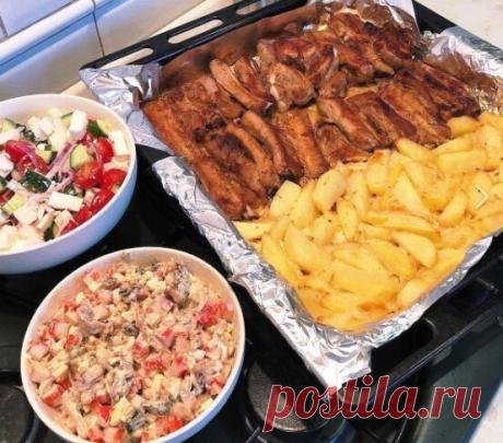 Комплексный ужин к 23 февраля, хозяйкам на заметку
Близится праздник 23 февраля. Праздник наших дорогих мужчин-защитников! Многие женщины в раздумьях, чем бы удивить и порадовать любимого. Если вы ещё не определились — эти рецепты то, что вам нужно! Забирайте их себе в копилку и готовьте на радость себе и своим близким. Комплексный ужин к 23 февраля, хозяйкам на заметку Морской салат. Оценят любители […]
Читай дальше на сайте. Жми подробнее ➡