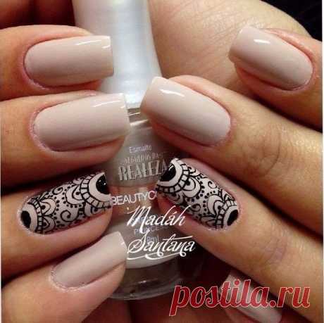 6 идей кружевного маникюра / Логика моды