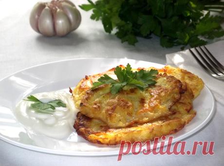 Оладьи из кабачков
Рецепт сочных и ароматных оладий из кабачков.