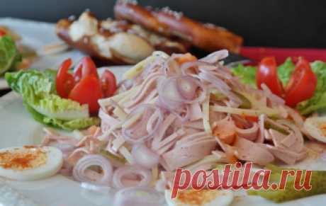 Салат из колбасы / Мясные салаты / TVCook: пошаговые рецепты с фото