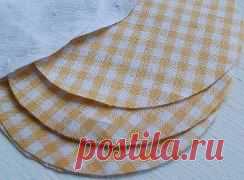 Украшение  пуфика цветочными мотивами.
Отличная идея для детской комнаты! Ярко, весело...здорово!






•••в продолжении ещё фото