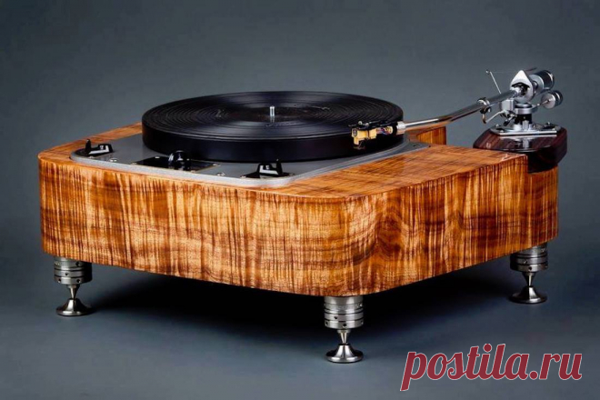 Garrard turntable on a gorgeous plain-wood plinth