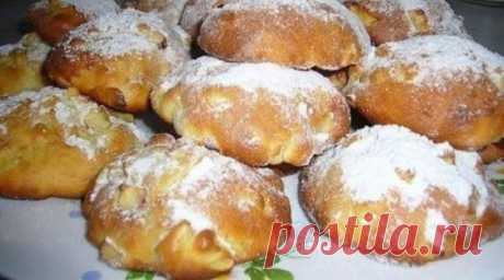 Яблочные булочки к утреннему чаю. Готовятся элементарно!
