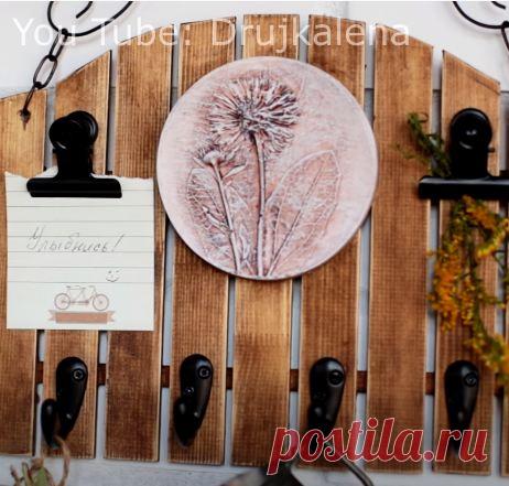 Как сделать винтажную ключницу своими руками