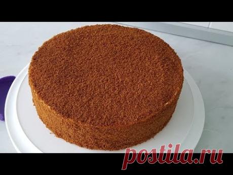 Свой первый торт я испекла по этому рецепту. И с тех самых пор именно этот медовик остается одним из наших любимых тортов! Карамельные коржи идеально сочетаю...