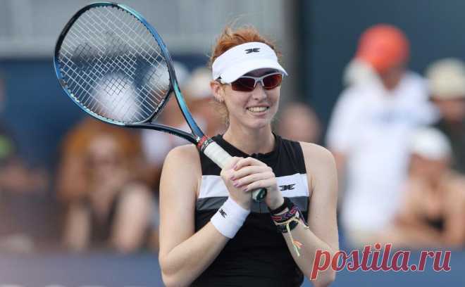 Теннисистка не сможет получить $140 тыс. с US Open из-за учебы в колледже. Австралийка Майя Джойнт неожиданно вышла во второй круг US Open и заработала уже $140 тыс. Но ранее она поступила в Университет Техаса, а в США студентам ограничивают выплату призовых с профессиональных турниров