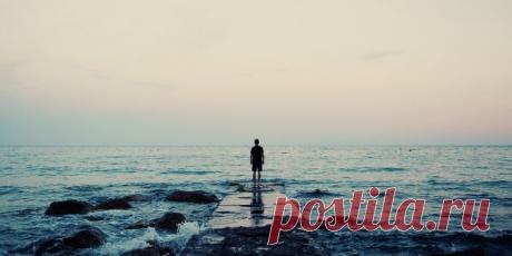 Как развить силу воли и идти к своей цели не отвлекаясь | Считайте, что сила воли — одна из ваших мышц, которой, как и всем остальным мышцам, необходимы регулярная растяжка и тренировка. В противном случае они атрофируются, как у космонавта, вернувшегося с орбитальной станции.