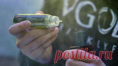 Депутат Тумусов поддержал идею полного запрета вейпов в России. Первый зампред комитета Госдумы по охране здоровья Федот Тумусов в беседе с RT поддержал идею полного запрета вейпов. Читать далее