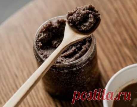 Топ-7 лучших косметических средств приготовленных на основе кофе 

Кофе — привычная часть жизни практически каждого человека. А хотите знать, как использовать кофе не только для тонизации организма, но и для красоты? 
Кофе - очень знаменитый напиток во всем мире. Чуть ли не ежедневно ученые доказывают то его пользу, то вред для организма. 
Показать полностью…