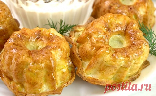 Капустные котлеты любит не каждый, но им легко придать вкус мясных. Добавим всего лишь 50 граммов ветчины