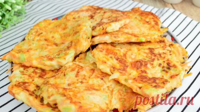 Делюсь рецептами приготовления драников из кабачков. Блюда получаются – сытными и воздушными | Огородные шпаргалки | Дзен