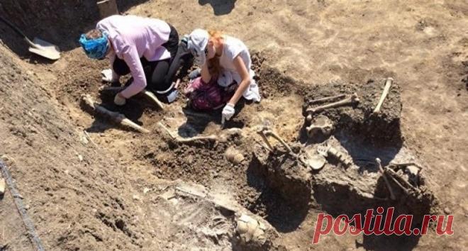 Закапывали живьем: в Крыму нашли массовое захоронение | История