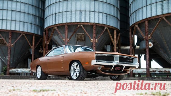 Классический Dodge Charger получил 700-сильный V8 от Challenger Hellcat