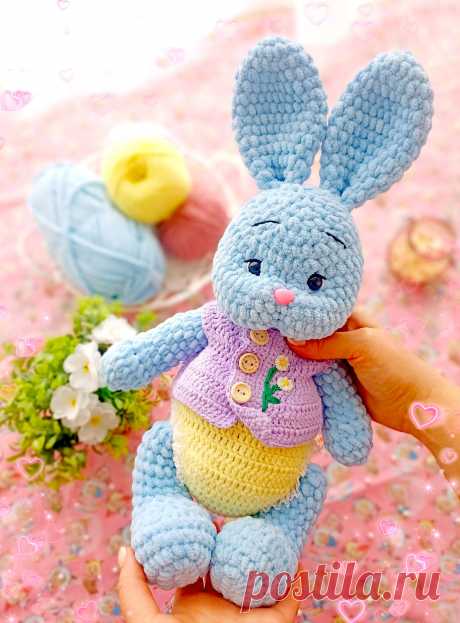 PDF Зайчик Миу крючком. FREE crochet pattern; Аmigurumi toy patterns. Амигуруми схемы и описания на русском. Вязаные игрушки и поделки своими руками #amimore - большая зайка из плюшевой пряжи, плюшевый заяц, зайчик, кролик, зайчонок, крольчонок.