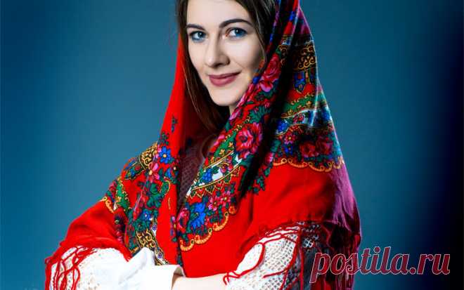 17 декабря 2018 – Варварин день. Сегодня нужно попросить за свое женское счастье и ваше желание сбудется! По народному календарю в этот день почитается память святой Варвары Илиопольской, жившей в конце 3 - начале 4 веков. Она происходила из знатного рода, была дочерью правителя города Илиополь Диоскора. Варвара, будучи очень красивой девушкой, получила предложение стать женой императора Максимиана. Император был убежденным язычником и желал, чтобы все его подданные приняли и поклонялись идола…