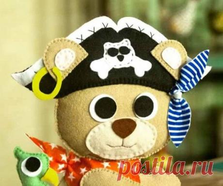 Медвежонок-пират из фетра - Игрушки
