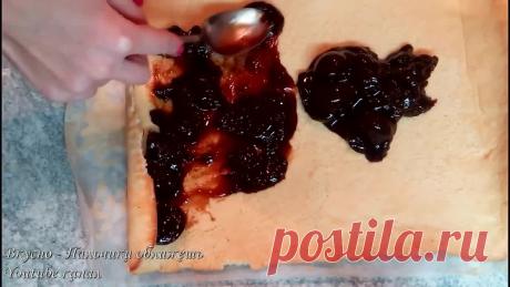 БИСКВИТНЫЙ РУЛЕТ ЗА 10 МИНУТ С ВЫПЕЧКОЙ! ООООчень вкусный бисквитный рулет