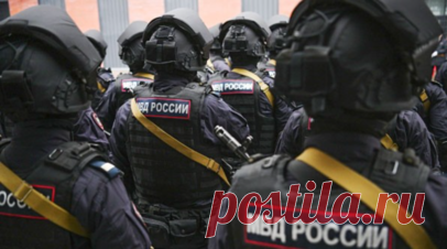 МВД показало кадры задержания причастных к совершению более 30 преступлений. Министерство внутренних дел России опубликовало кадры задержания участников банды, подозреваемых в совершении более 30 преступлений. Читать далее