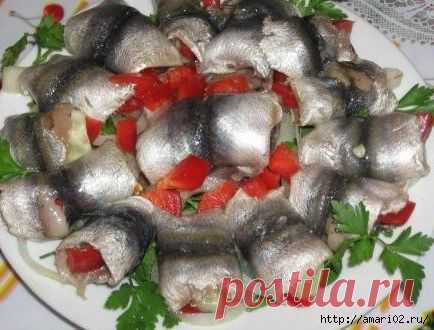 Закусочные роллы из кильки..