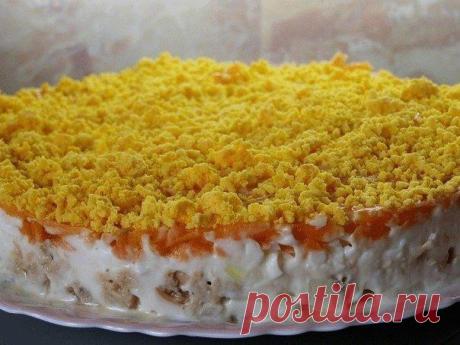 Салат из горбуши консервированной с грибами / Райская пища
