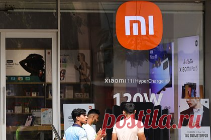 Xiaomi выпустит раскладушку со спутниковой связью. Китайская корпорация Xiaomi запланировала выход своего первого смартфона-раскладушки. Девайс, о разработке которого инсайдеры рассказывали летом, будет иметь форм-фактор раскладушки и визуально напоминать Samsung Galaxy Z Flip4. Аппарат под названием Mix Flip получит поддержку спутниковой связи.