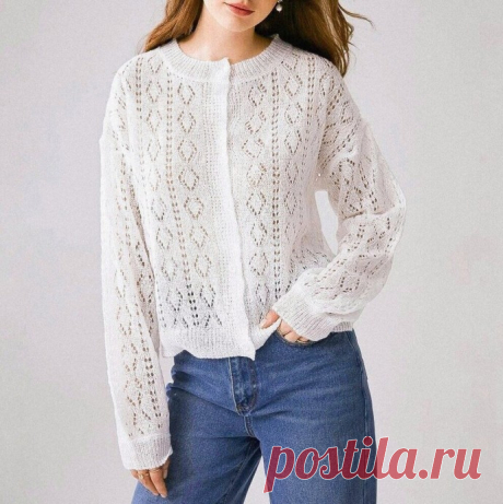 Кофточка с ромбами и ажурными дорожками спицами