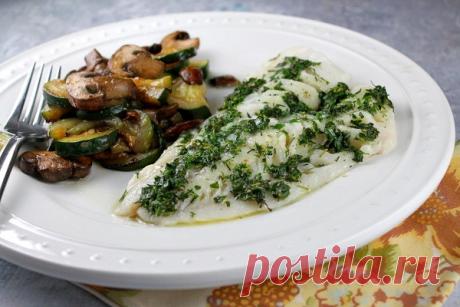 Рыба, запеченная в пергаменте
Вкуснейшая рыба, запеченная в пергаменте с ароматной смесью из сливочного масла с зеленью.