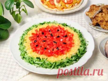 Салаты с курицей на Новый год 2021: 10 новых фото-рецептов!