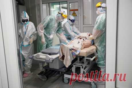 Голикова объяснила высокое выявление заболеваемости коронавирусом. Высокое выявление заболеваемости коронавирусом связано с увеличением кратности тестирования, объяснила вице-премьер Татьяна Голикова. Она добавила, что при нормативе в 200 тестов на 100 тысяч человек населения за последнюю неделю этот показатель доведен до 367 на 100 тысяч.