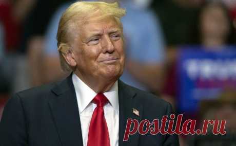 Axios сообщил, что выход Байдена из гонки застал штаб Трампа врасплох. Старший советник штаба экс-президента Джейсон Миллер рассказал, что они были удивлены «скоростью, с которой избавились от Джо Байдена». Команде потребовалось два часа на то, чтобы выпустить заявление с реакцией