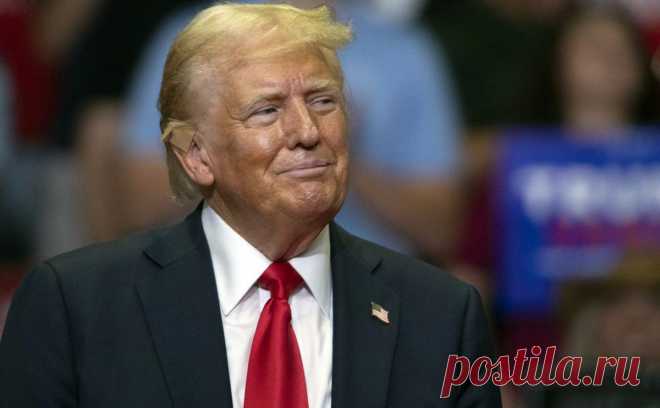 Axios сообщил, что выход Байдена из гонки застал штаб Трампа врасплох. Старший советник штаба экс-президента Джейсон Миллер рассказал, что они были удивлены «скоростью, с которой избавились от Джо Байдена». Команде потребовалось два часа на то, чтобы выпустить заявление с реакцией