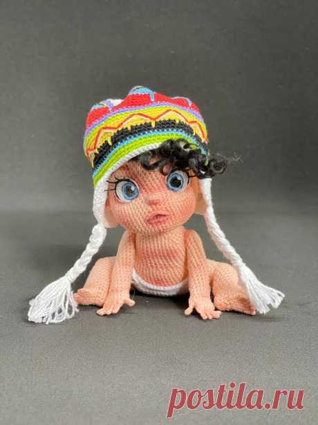 PDF Пупс крючком. FREE crochet pattern; Аmigurumi doll patterns. Амигуруми схемы и описания на русском. Вязаные игрушки и поделки своими руками #amimore - маленькая кукла, пупс, куколка, пупсик, мальчик, девочка.