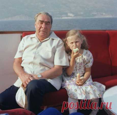 50 лет со дня прихода к власти.
фото из архива ИТАР ТАСС.