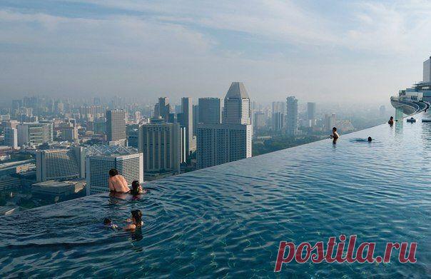 Бассейн Infinity Pool, Сингапур.