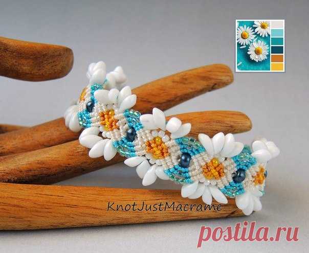 Автор - Sherri Stokey (США)
#макраме #рукоделие #браслет